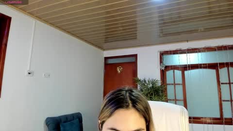 nathaly sky online show from January 29, 2025, 10:37 am