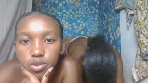 nathalia069 online show from May 3, 2026, 7:25 am