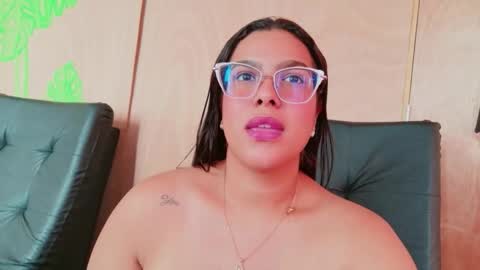 Snapshot of nathalia_correa chatting on November 27, 2025, 4:31 pm nathalia_correa online show from November 27, 2025, 4:31 pm