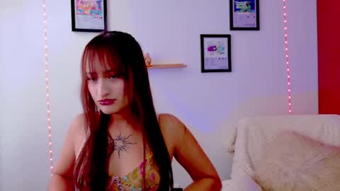 Nathalia Ramirez online show from June 16, 2026, 7:27 pm