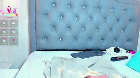 Snapshot of nathalia_rodriguezz chatting on March 2, 2025, 5:04 pm N A T H A L I A online show from March 2, 2025, 5:04 pm