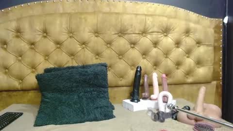 Nathalia online show from December 30, 2024, 3:58 am