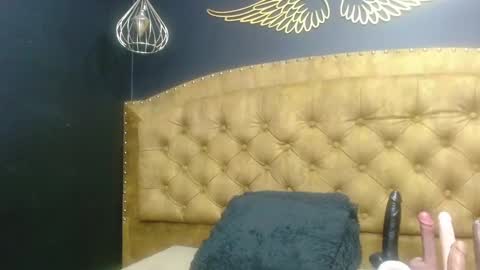 Nathalia online show from January 8, 2025, 3:51 am