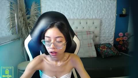 nathaliasweet_1_ online show from February 6, 2026, 2:31 pm