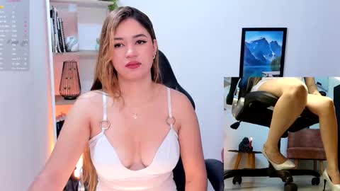 NATHALIE online show from October 3, 2025, 12:02 pm