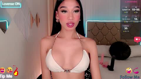   please follow me guyss online show from February 25, 2025, 10:07 pm