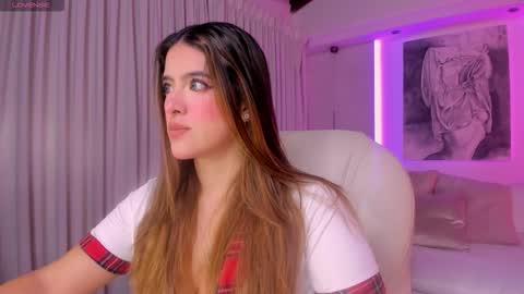 NATHALIE online show from January 7, 2026, 11:34 am