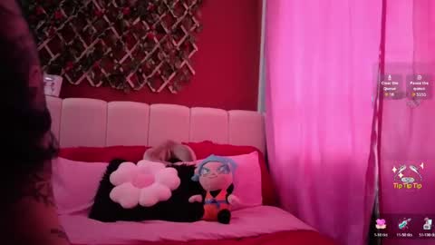 Snapshot of nathalie_zanettii chatting on May 16, 2026, 6:17 pm Nathalie online show from May 16, 2026, 6:17 pm