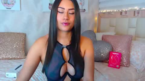 Snapshot of nathalierose_1 chatting on April 2, 2026, 8:56 am Nathalie Rose online show from April 2, 2026, 8:56 am