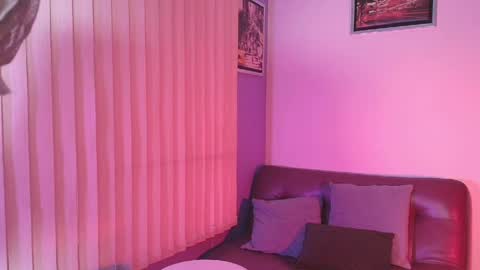 nathaly_evans18 online show from March 26, 2026, 6:08 am