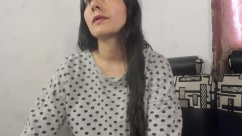 Nathaly online show from April 28, 2026, 10:37 pm