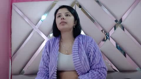 Snapshot of nathaly_low chatting on September 16, 2025, 2:56 am nathaly low online show from September 16, 2025, 2:56 am