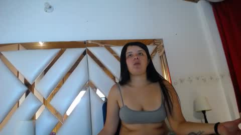 Nathaly sweet online show from April 25, 2026, 1:25 pm
