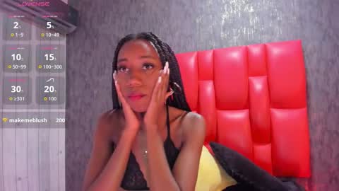 Snapshot of nathalyleen chatting on November 12, 2025, 11:14 pm online show from November 12, 2025, 11:14 pm