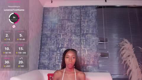 Snapshot of nathalyleen chatting on November 20, 2025, 9:03 pm online show from November 20, 2025, 9:03 pm