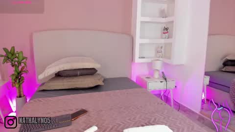 NATHALY  online show from June 19, 2026, 10:52 am