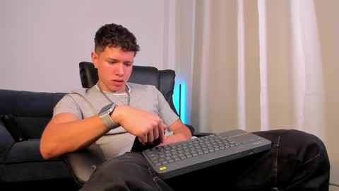 Nathan online show from October 2, 2025, 8:16 pm