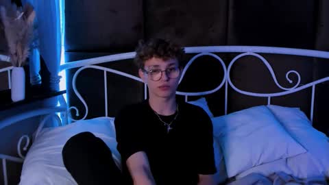 Snapshot of nathan_curl chatting on September 14, 2025, 10:25 am Nathan online show from September 14, 2025, 10:25 am