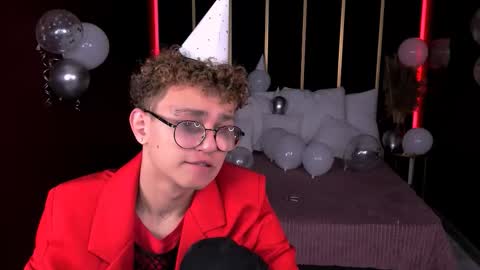 Snapshot of nathan_curl chatting on October 21, 2025, 7:31 am Nathan online show from October 21, 2025, 7:31 am