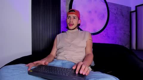   online show from September 10, 2025, 9:09 am