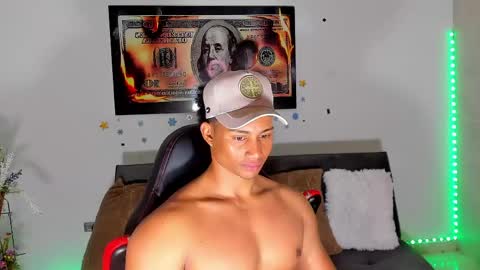 Snapshot of nathan_sexy247 chatting on May 13, 2026, 2:42 am Nathan online show from May 13, 2026, 2:42 am