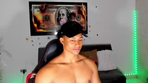 Snapshot of nathan_sexy247 chatting on May 16, 2026, 2:41 am Nathan online show from May 16, 2026, 2:41 am