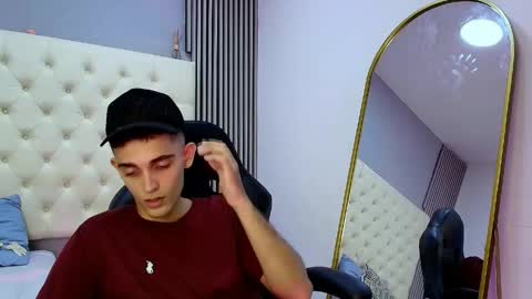 nathan_shimmer online show from April 27, 2026, 3:26 am