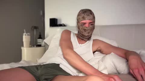 Snapshot of nathan_vanlinden chatting on January 22, 2025, 2:59 am Nate online show from January 22, 2025, 2:59 am