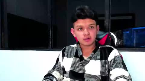 NathanBrooks online show from December 21, 2025, 9:22 pm