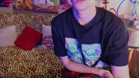 Snapshot of nathanbruce chatting on October 6, 2025, 7:22 pm N A T H AN online show from October 6, 2025, 7:22 pm