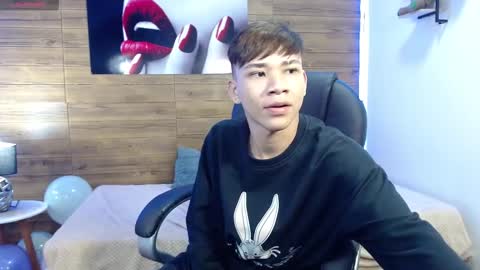 Snapshot of nathanclay chatting on October 9, 2025, 3:48 am nathanclay online show from October 9, 2025, 3:48 am