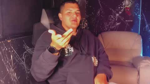 Snapshot of nathangrand_ chatting on September 21, 2025, 3:41 am Nathan online show from September 21, 2025, 3:41 am