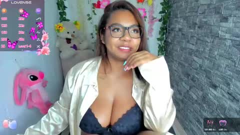 Naty online show from March 9, 2025, 8:51 am