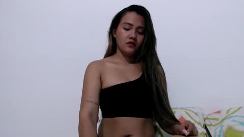 Snapshot of nathy_02 chatting on October 20, 2025, 12:05 pm nathy online show from October 20, 2025, 12:05 pm