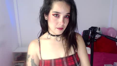 Snapshot of nathy_rock chatting on November 6, 2025, 7:48 pm Nathalia online show from November 6, 2025, 7:48 pm