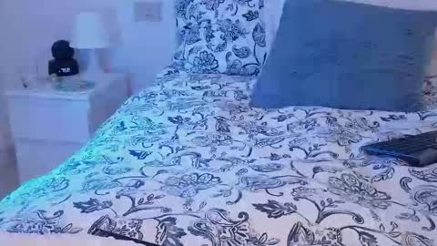 IRIS online show from November 1, 2025, 6:59 am