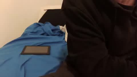 natou3x online show from October 18, 2025, 2:29 pm