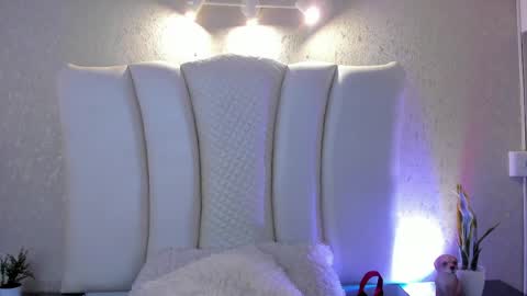 Natalia online show from May 2, 2026, 6:13 pm