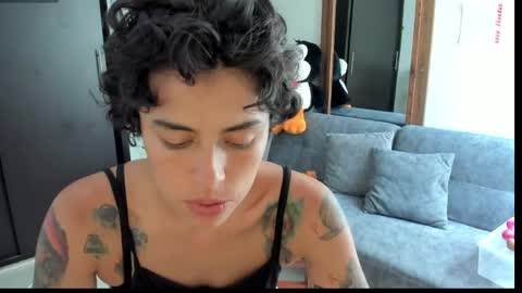 natt_op online show from May 5, 2026, 6:27 pm