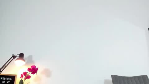 Natty Trainor online show from March 25, 2026, 9:43 pm