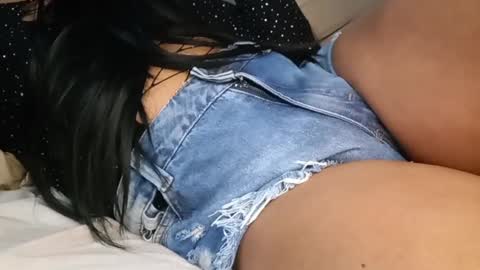 Snapshot of nattyvian chatting on October 31, 2025, 2:23 am nattyvian online show from October 31, 2025, 2:23 am