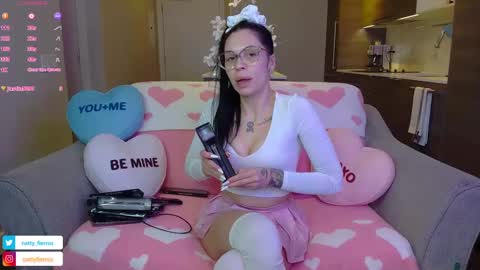 NATTY FIERROS online show from January 21, 2025, 7:39 pm