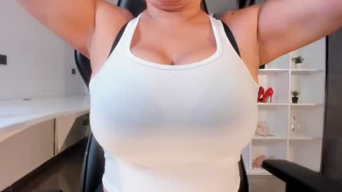 Jazmin Bigboobs online show from July 18, 2026, 11:41 pm