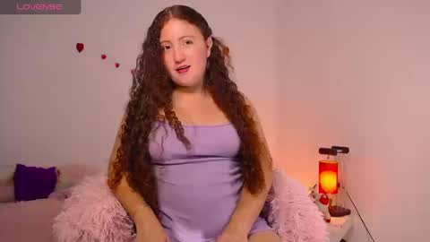 natural_ginger5 online show from March 11, 2026, 7:42 pm