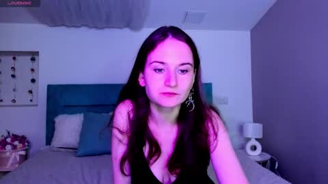 Snapshot of natural_meri_ chatting on September 19, 2025, 5:42 am Meri online show from September 19, 2025, 5:42 am