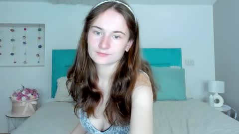 Snapshot of natural_meri_ chatting on September 20, 2025, 5:08 am Meri online show from September 20, 2025, 5:08 am