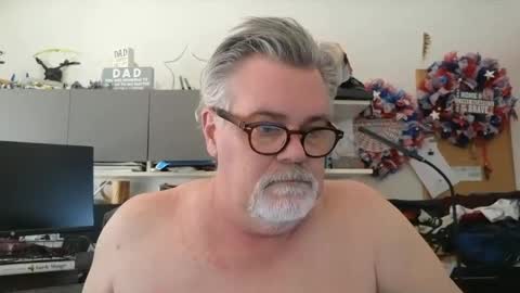 Snapshot of naturalchef69 chatting on March 10, 2025, 8:01 pm naturalchef69 online show from March 10, 2025, 8:01 pm