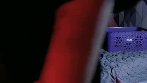 Snapshot of naturaltitss_ chatting on October 23, 2025, 7:23 pm Gwen  online show from October 23, 2025, 7:23 pm