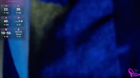 Snapshot of naturaltitss_ chatting on May 11, 2026, 8:06 pm Gwen online show from May 11, 2026, 8:06 pm