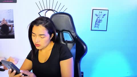 Natalia online show from February 8, 2025, 6:33 pm